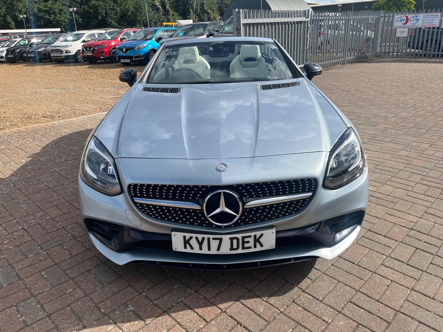 Used Mercedes-Benz SLC 2017 for sale - 76690950: Photo 7