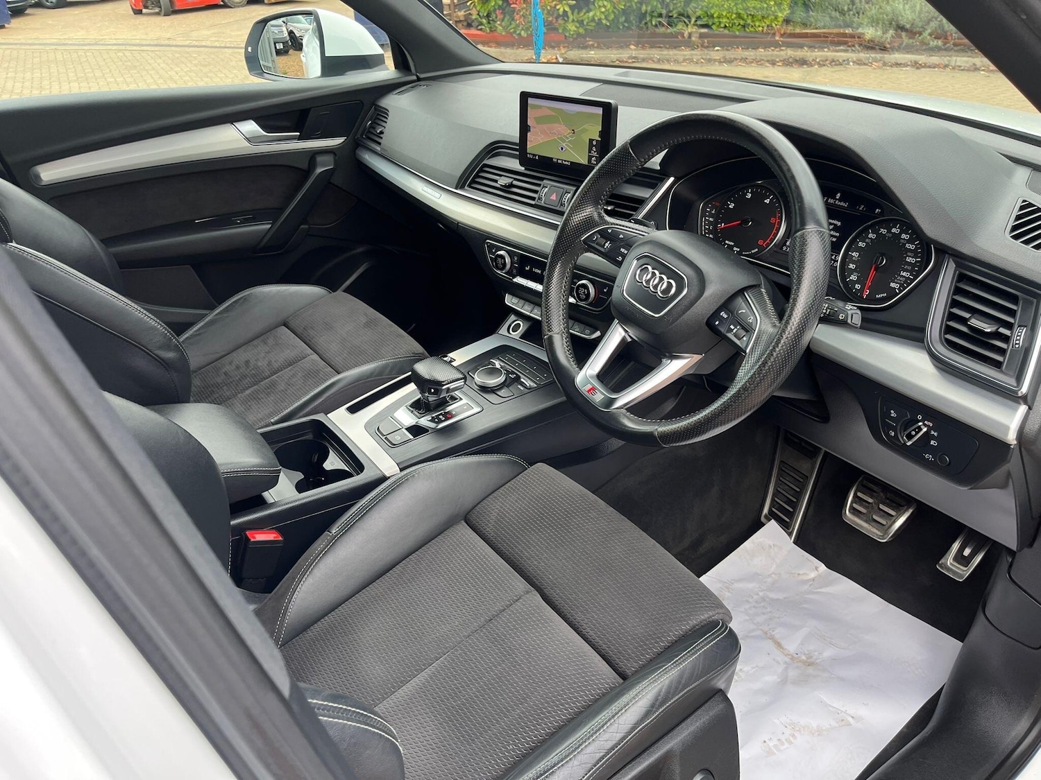 Used Audi Q5 2017 for sale - 78203932: Photo 75