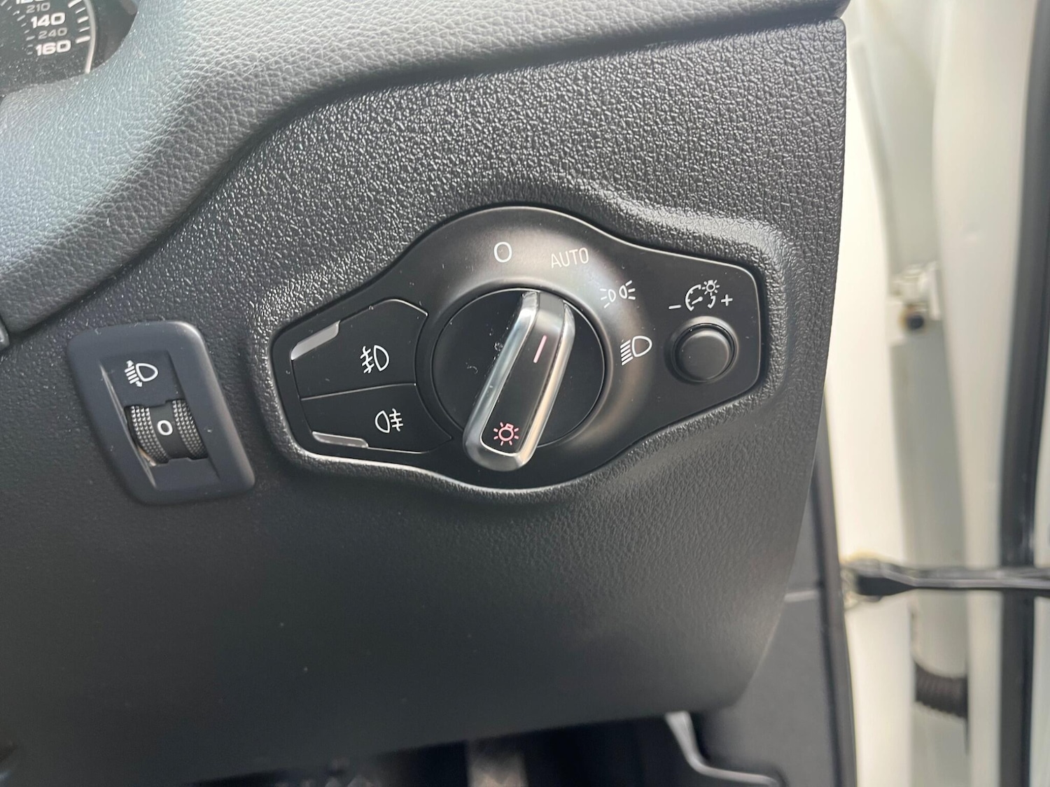 Used Audi Q5 2012 for sale - 77703294: Photo 31