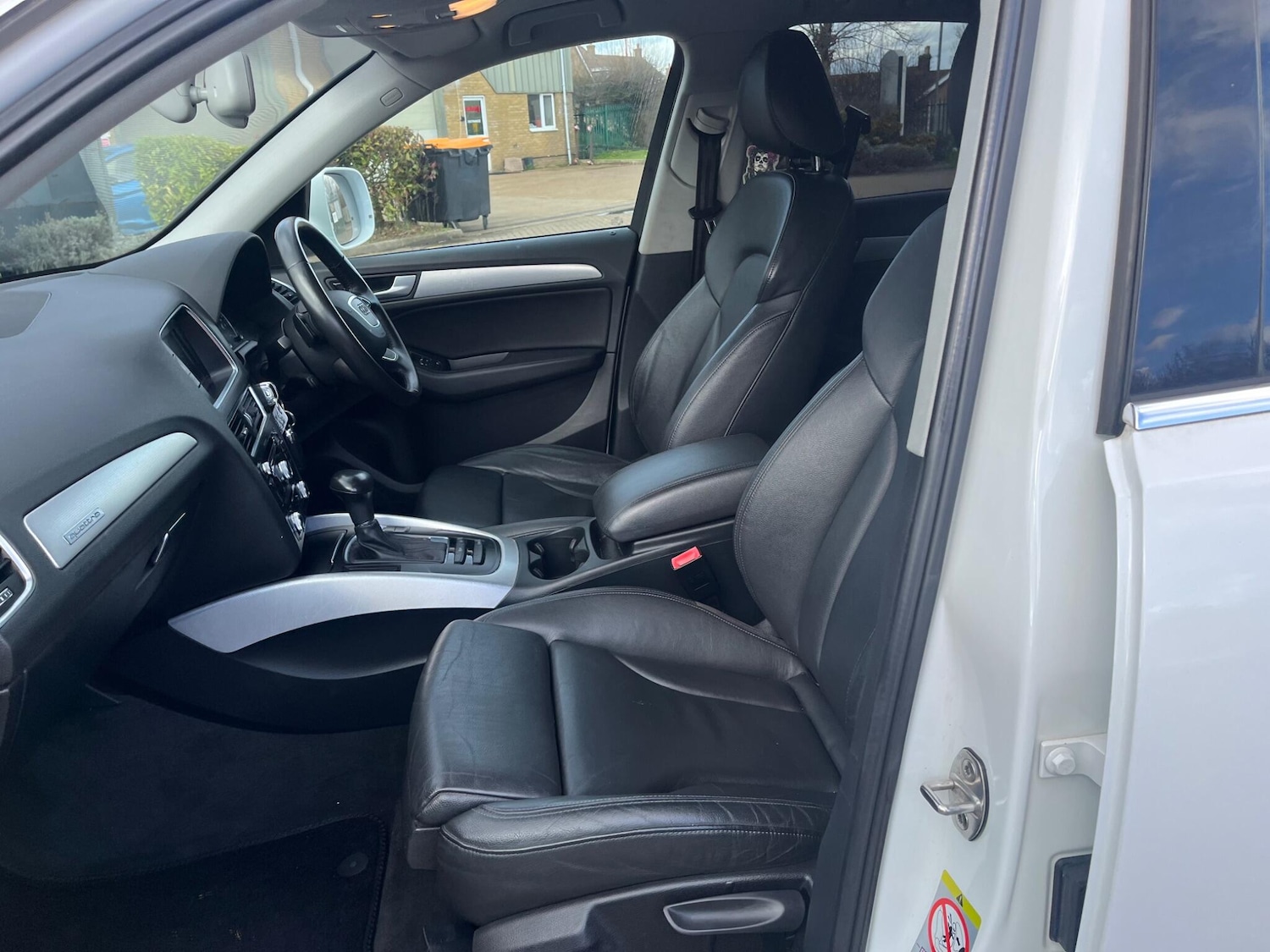 Used Audi Q5 2012 for sale - 77703294: Photo 41