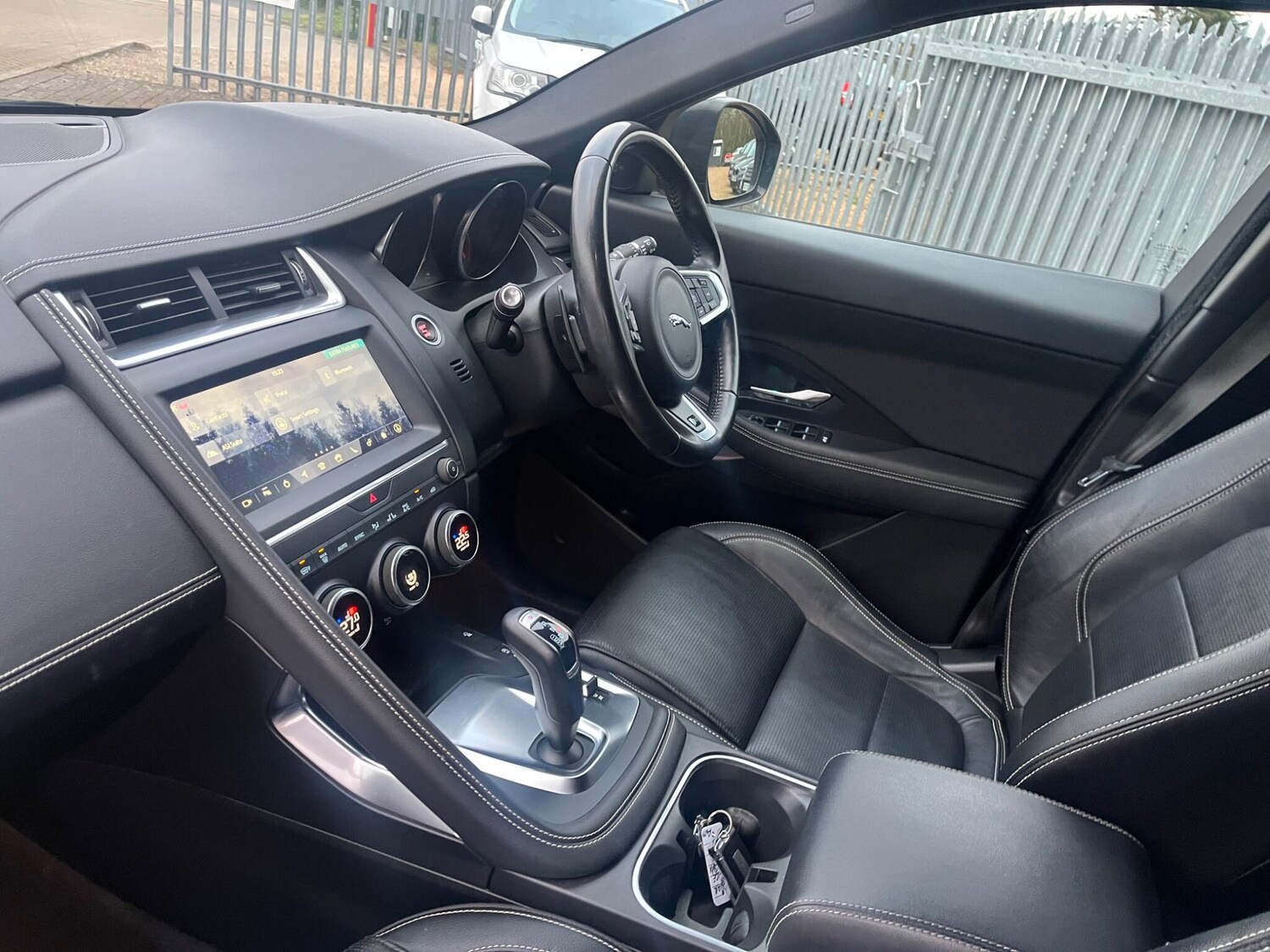 Used Jaguar E-Pace 2019 for sale - 78014844: Photo 30