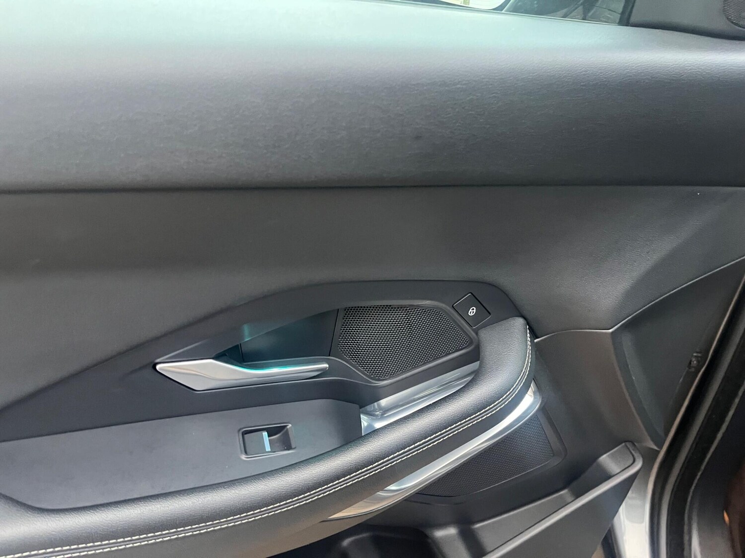 Used Jaguar E-Pace 2019 for sale - 78014844: Photo 38