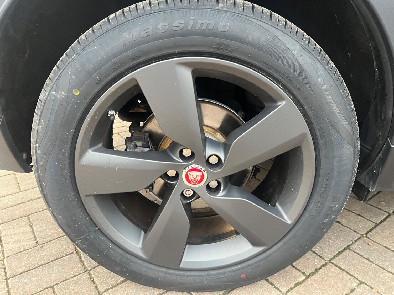 Used Jaguar E-Pace 2019 for sale - 78014844: Photo 40