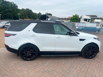 Used Land Rover Discovery 2020 for sale - 79544001: Photo