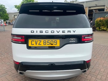 Used Land Rover Discovery 2020 for sale - 79544001: Photo