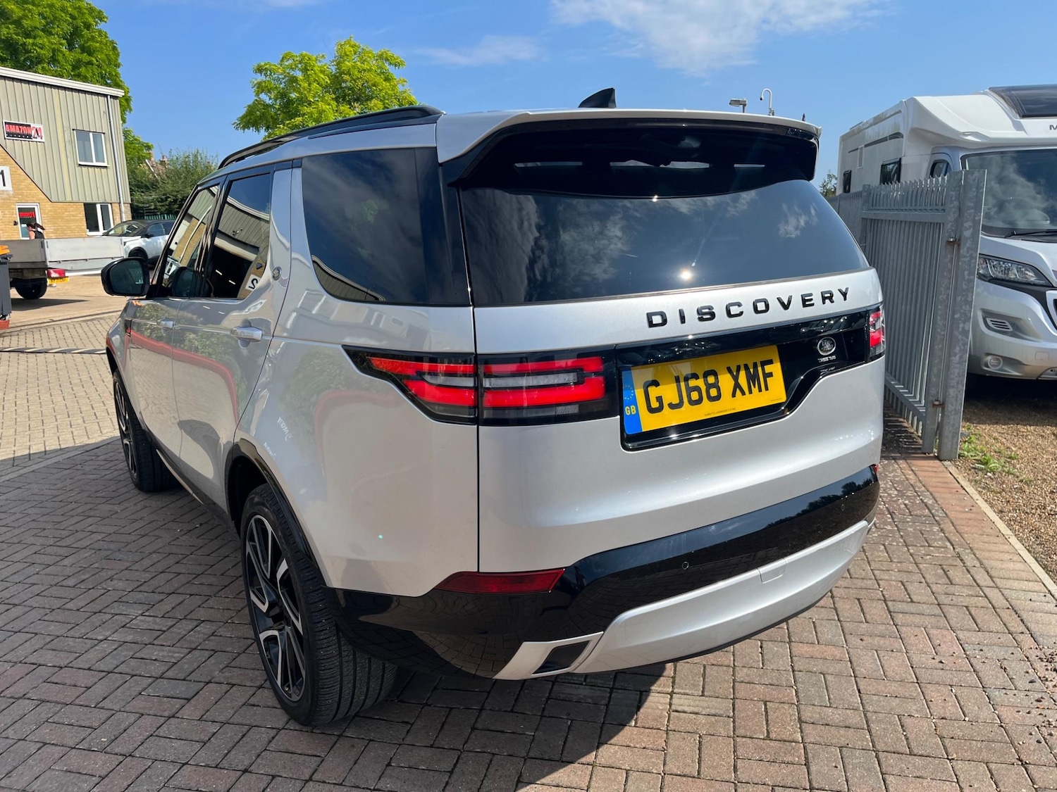 Used Land Rover Discovery for sale - 76690929: Photo 14