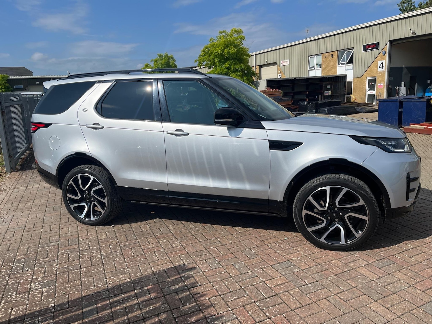 Used Land Rover Discovery for sale - 76690929: Photo 21