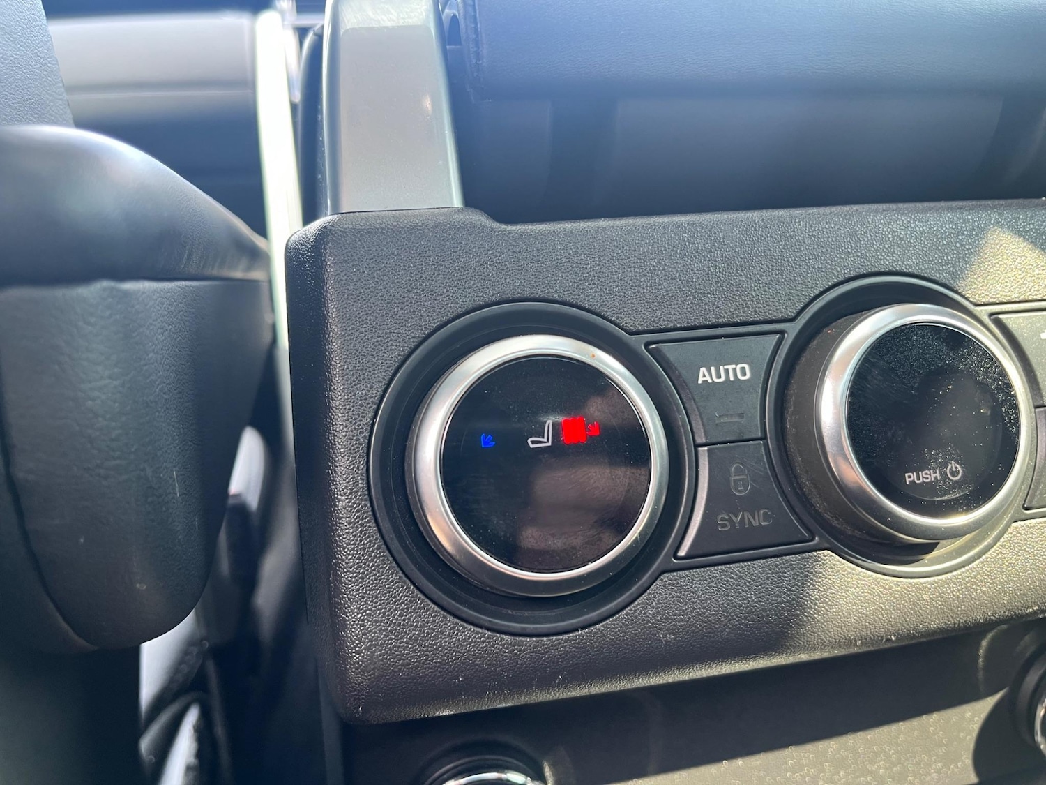 Used Land Rover Discovery for sale - 76690929: Photo 31