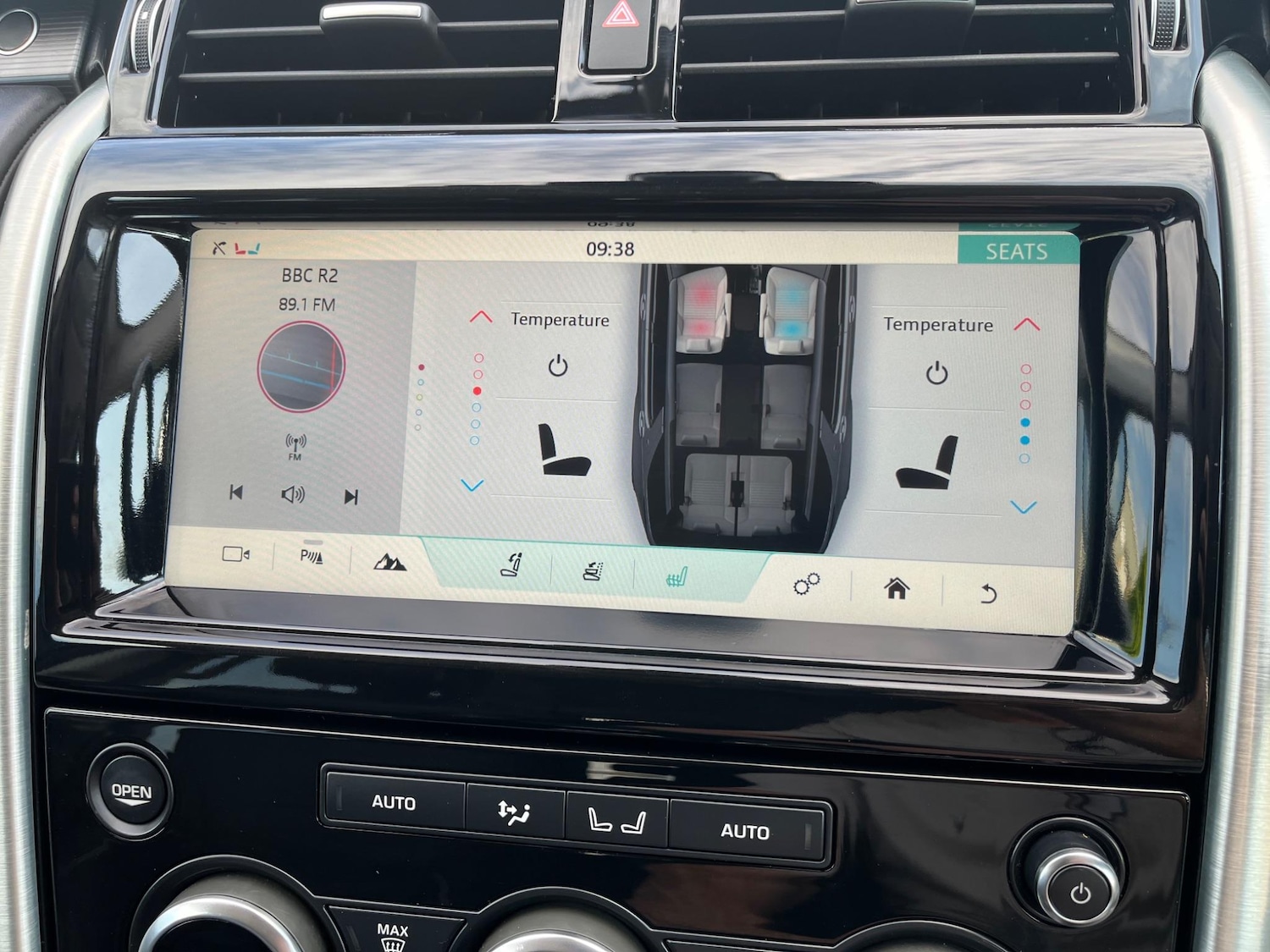 Used Land Rover Discovery for sale - 76690929: Photo 38