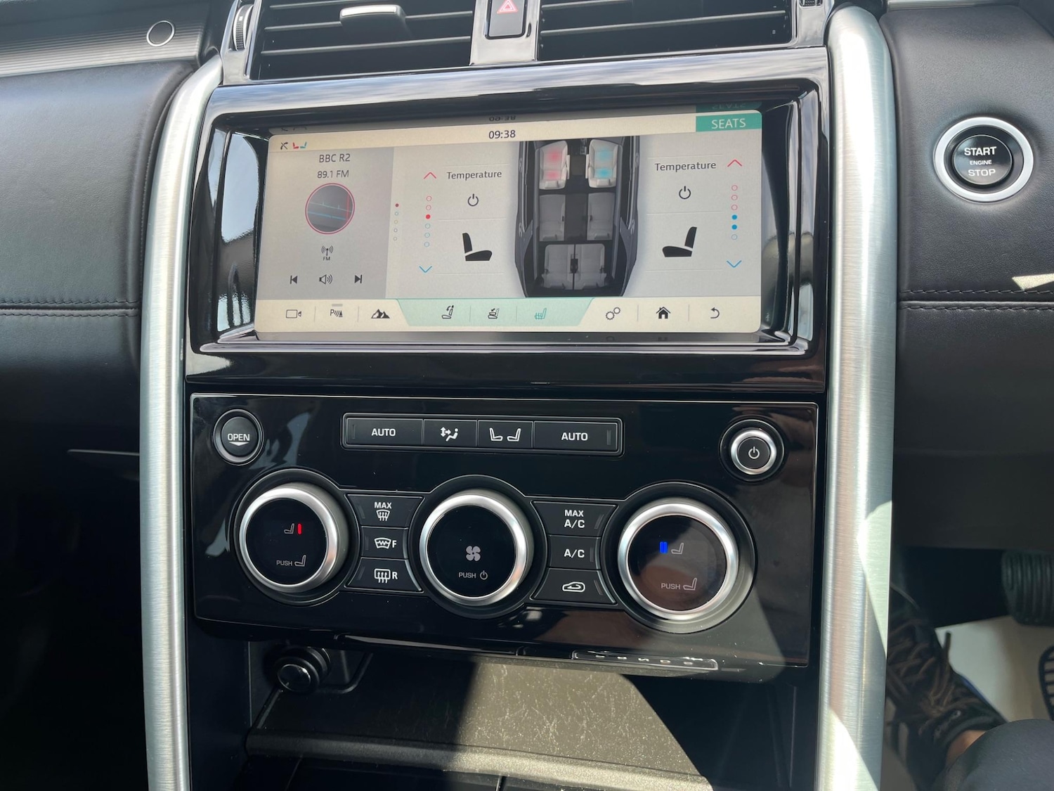 Used Land Rover Discovery for sale - 76690929: Photo 39