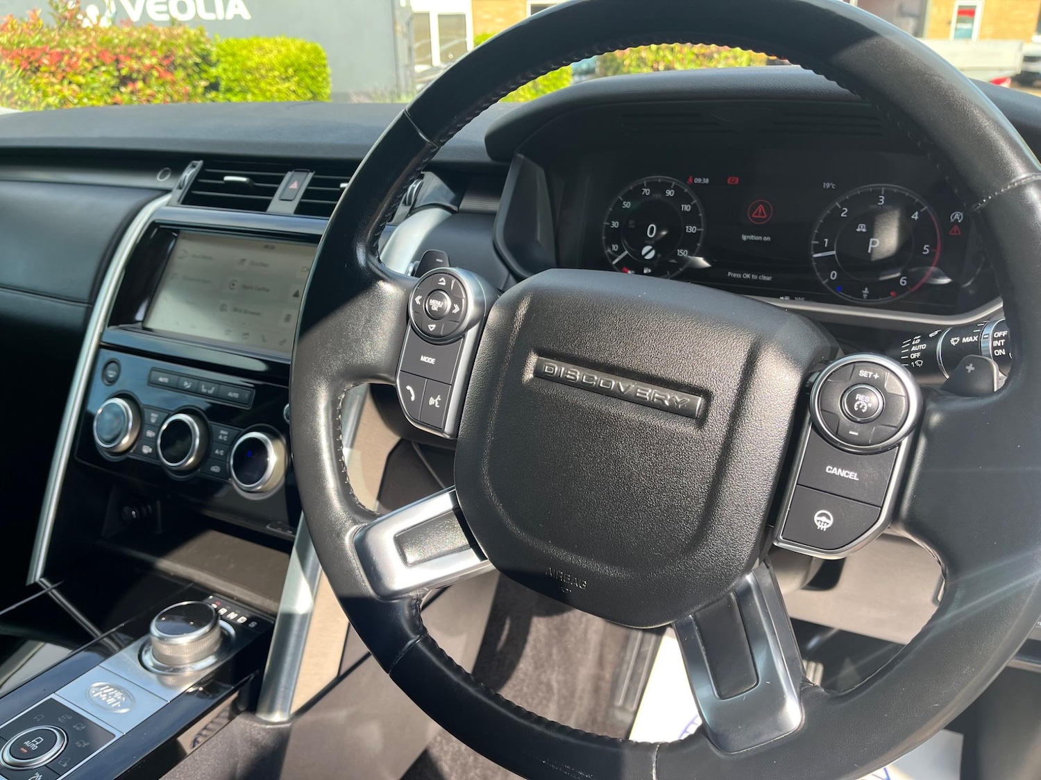 Used Land Rover Discovery for sale - 76690929: Photo 44