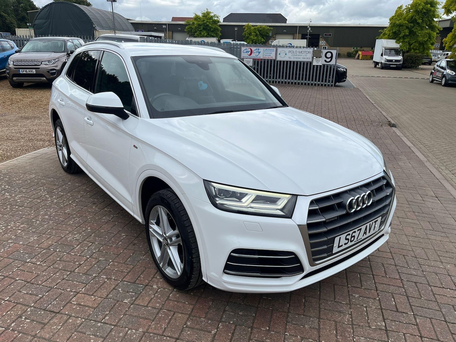 Used Audi Q5 2017 for sale - 76690940: Photo 10
