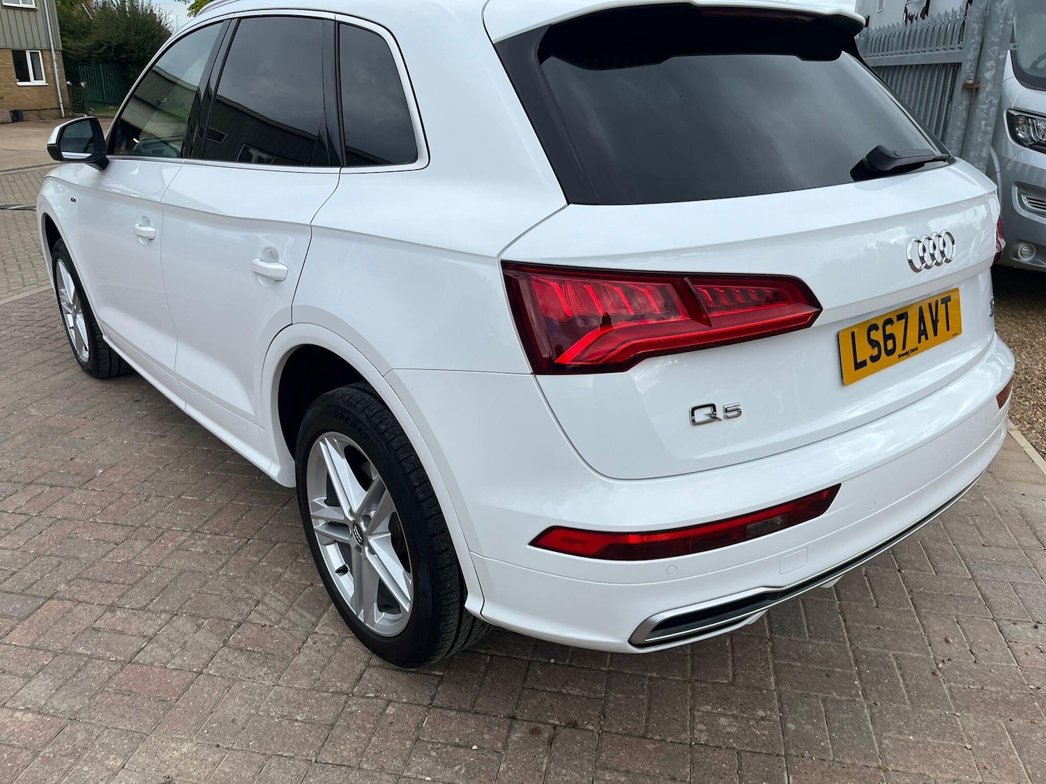 Used Audi Q5 2017 for sale - 76690940: Photo 22