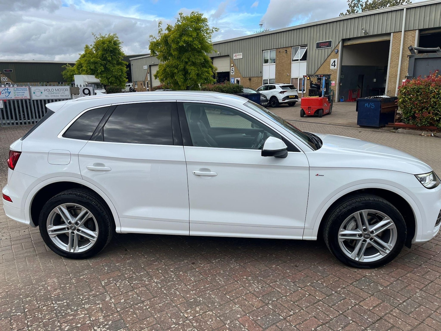 Used Audi Q5 2017 for sale - 76690940: Photo 33