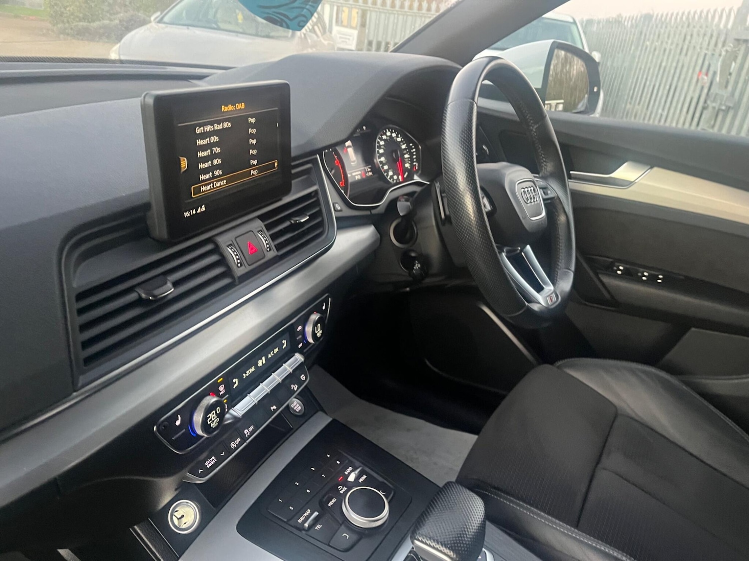 Used Audi Q5 2017 for sale - 76690940: Photo 43