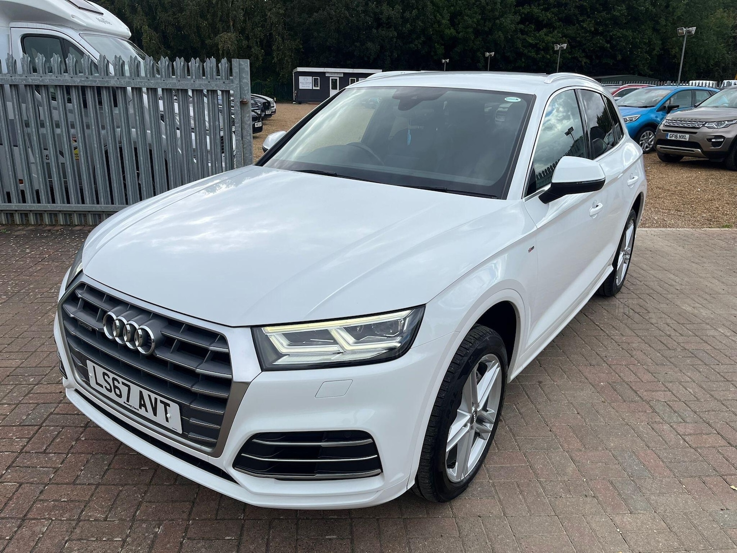 Used Audi Q5 2017 for sale - 76690940: Photo 6