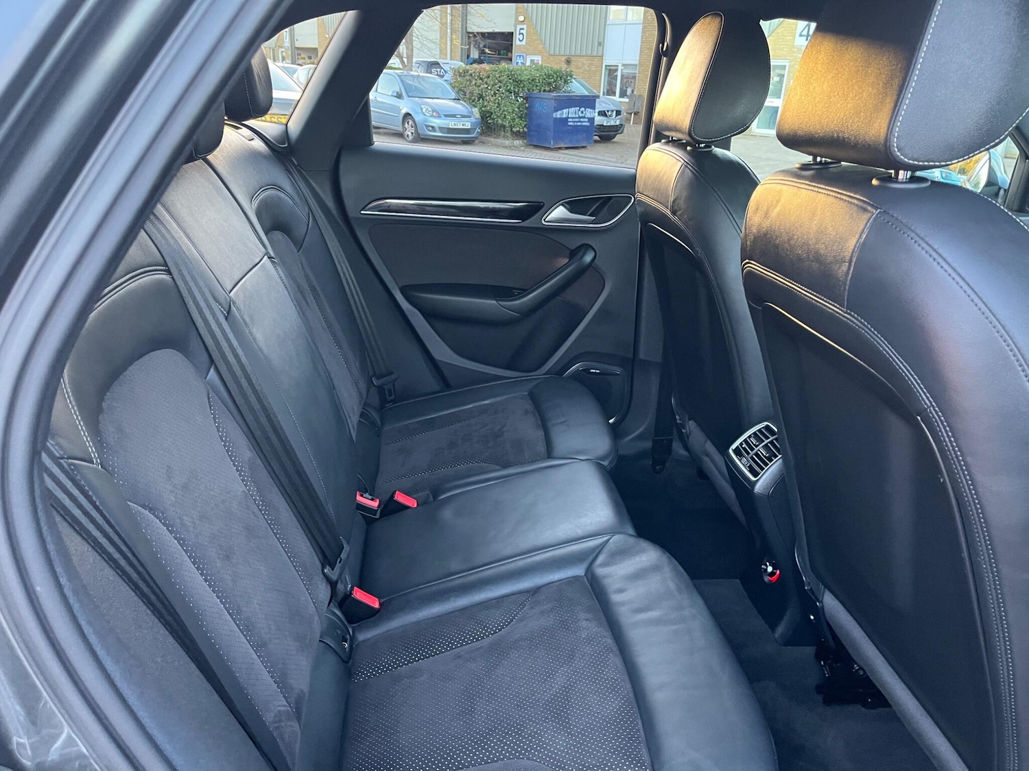 Used Audi Q3 2018 for sale - 76748513: Photo 33