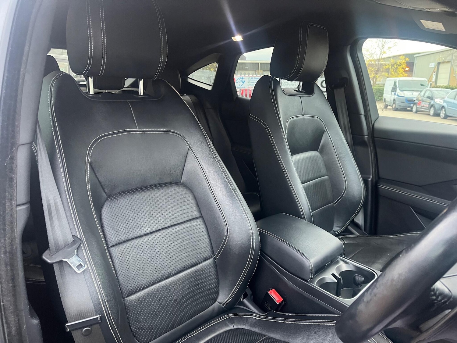 Used Jaguar E-Pace 2019 for sale - 76690948: Photo 12