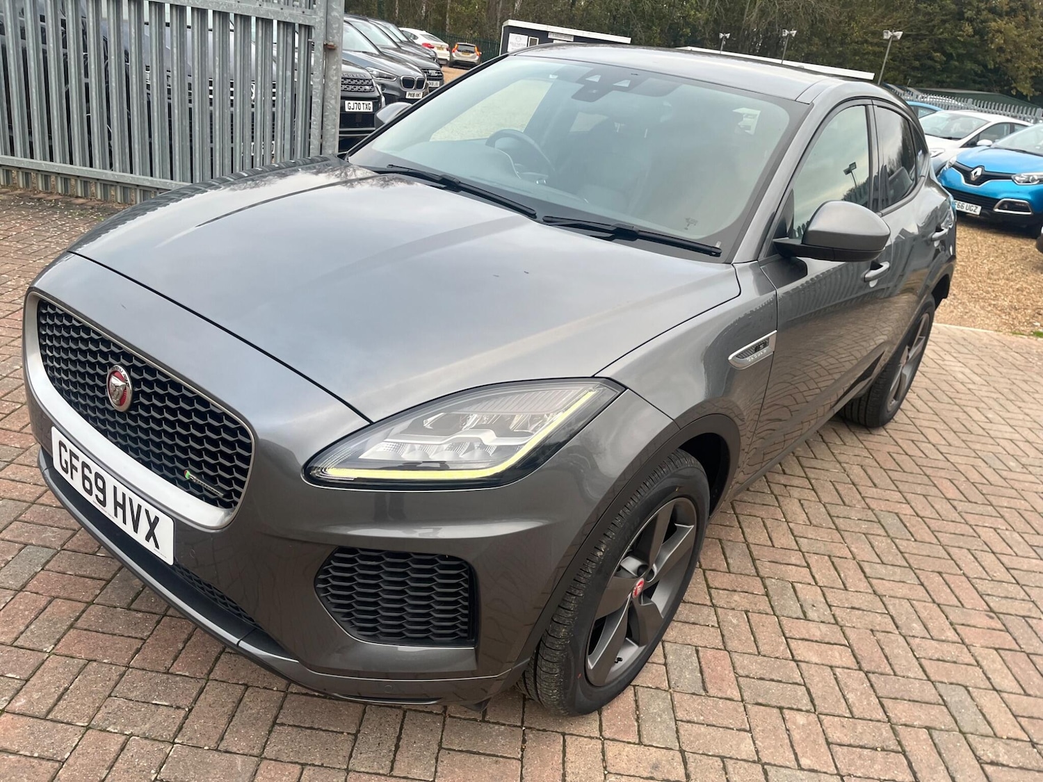 Used Jaguar E-Pace 2019 for sale - 76690948: Photo 16
