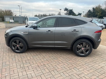 Used Jaguar E-Pace 2019 for sale - 76690948: Photo