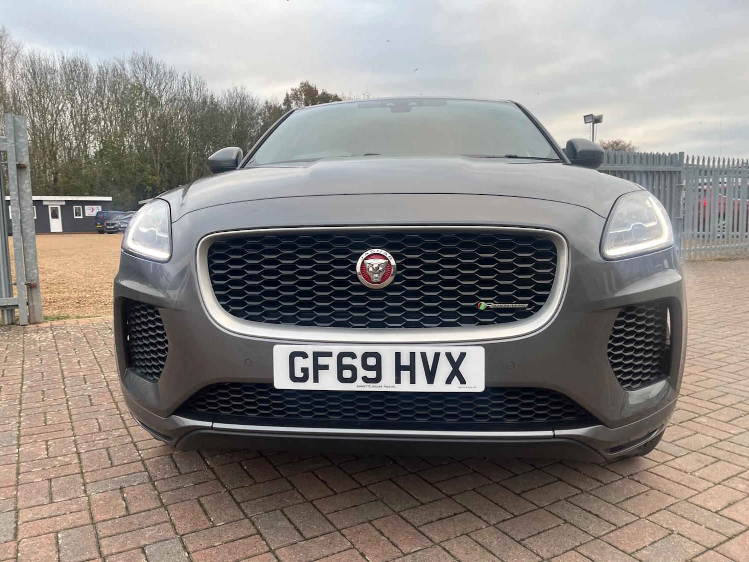 Used Jaguar E-Pace 2019 for sale - 76690948: Photo 4