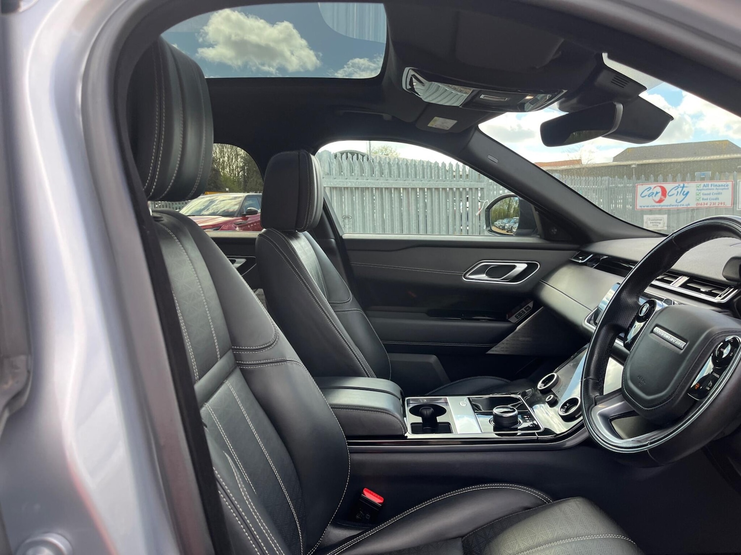 Used Land Rover Range Rover Velar 2020 for sale - 78141408: Photo 37