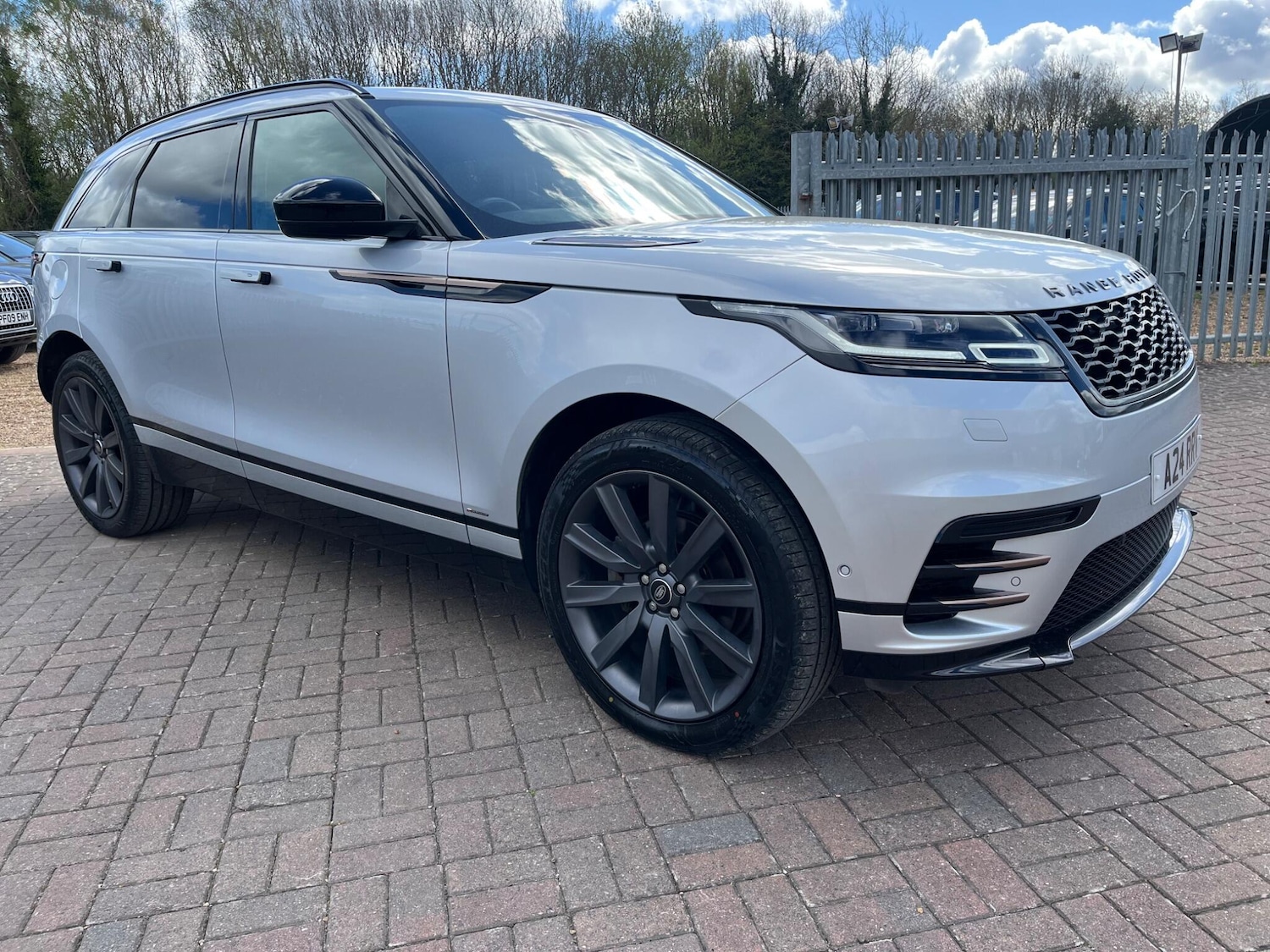 Used Land Rover Range Rover Velar 2020 for sale - 78141408: Photo 6