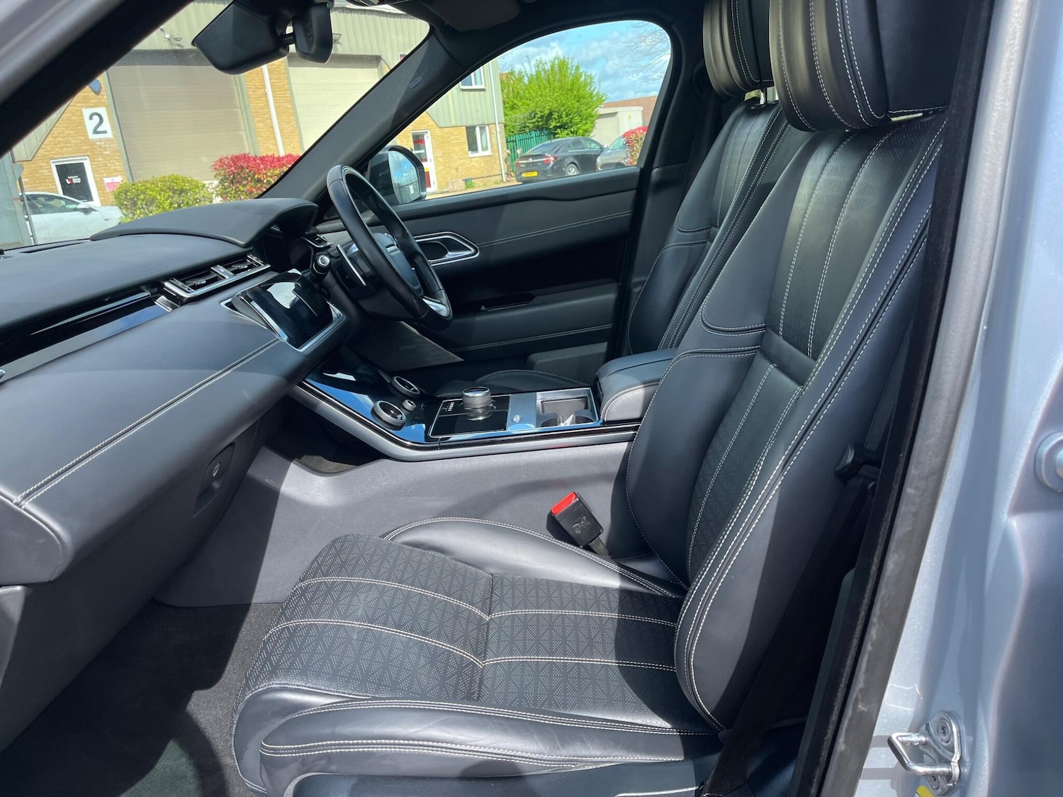 Used Land Rover Range Rover Velar 2020 for sale - 78141408: Photo 65