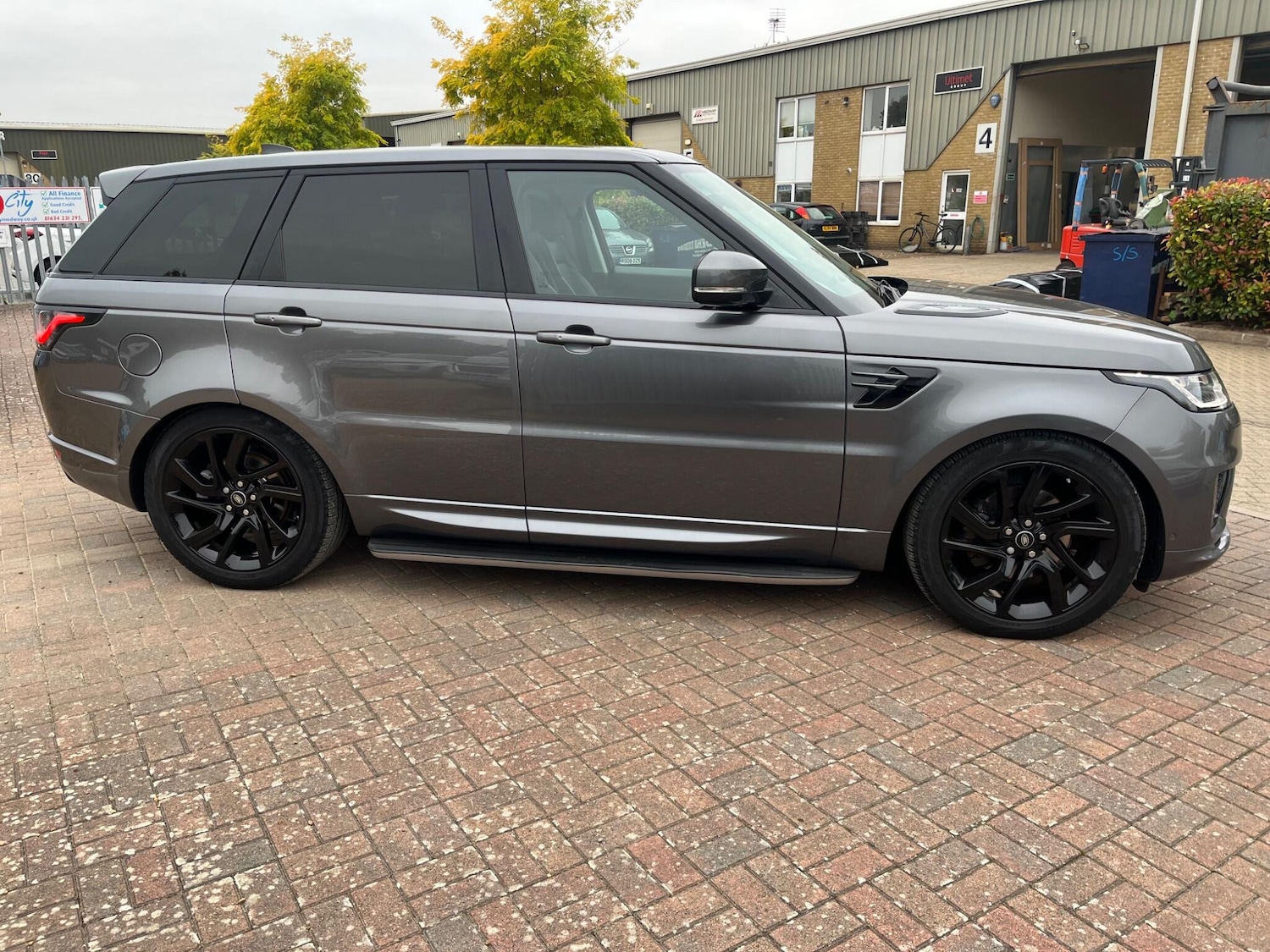 Used Land Rover Range Rover Sport 2018 for sale - 76690938: Photo 23