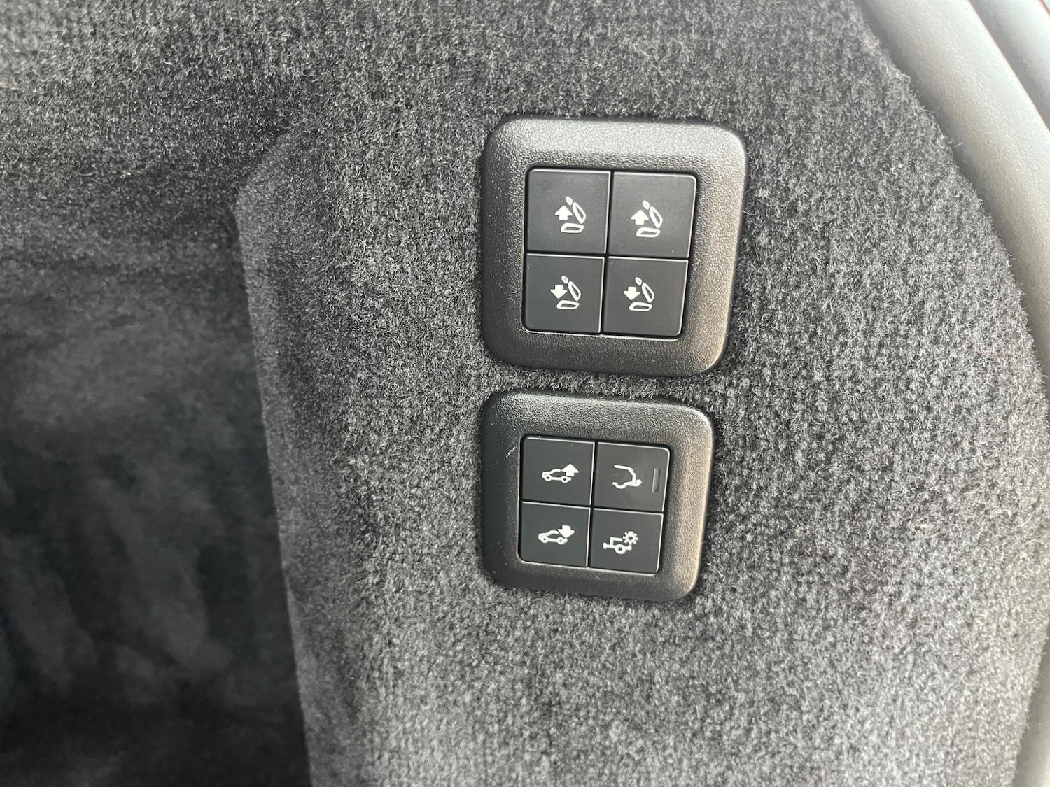 Used Land Rover Range Rover Sport 2018 for sale - 76690938: Photo 35