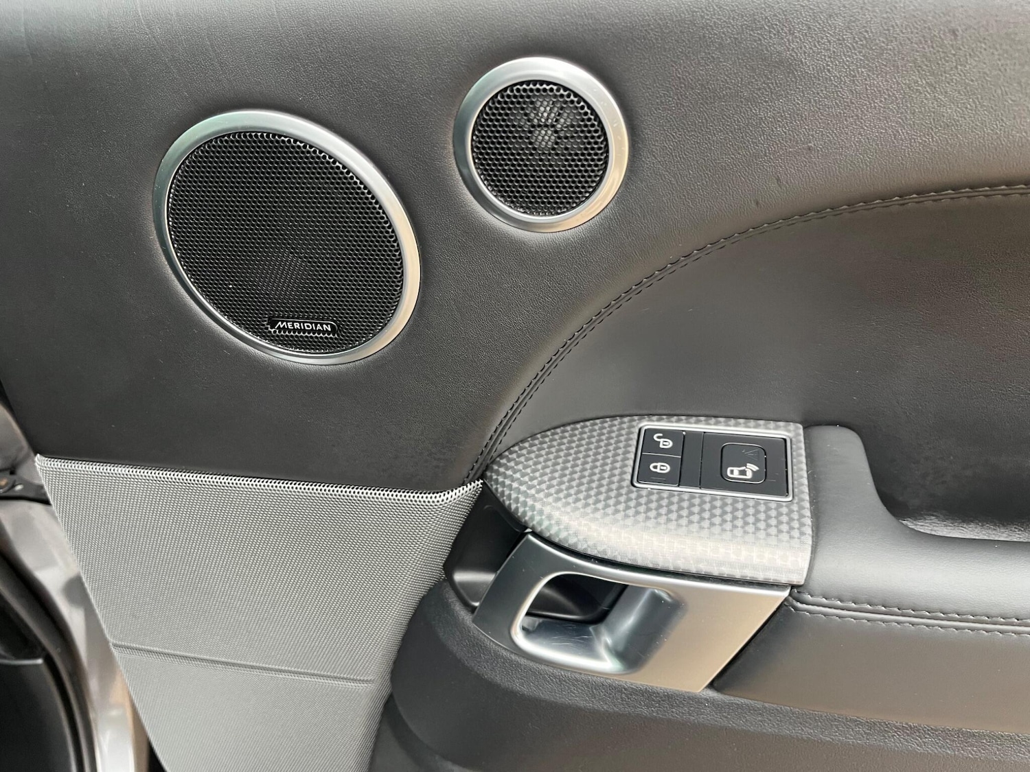 Used Land Rover Range Rover Sport 2018 for sale - 76690938: Photo 38