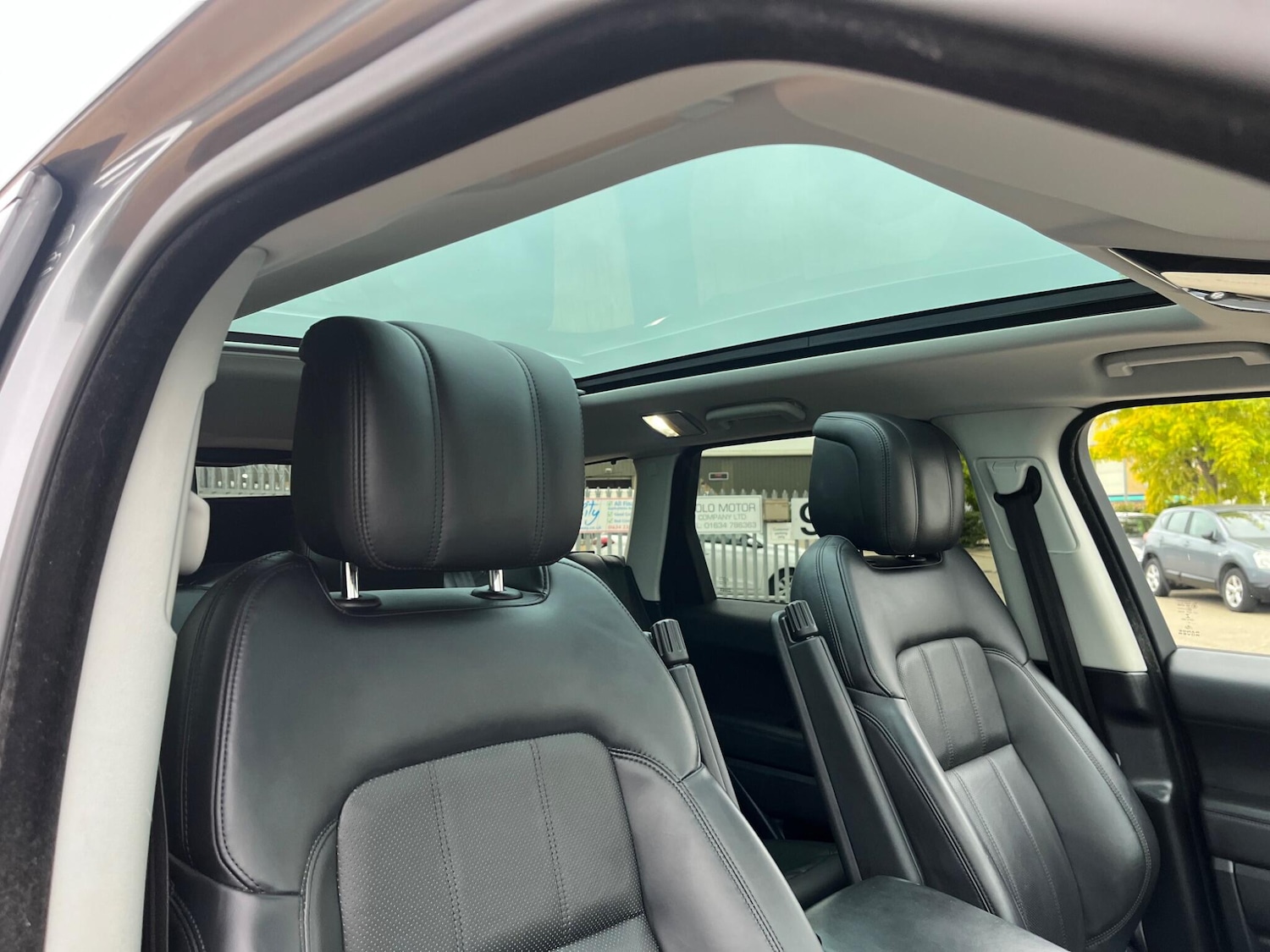 Used Land Rover Range Rover Sport 2018 for sale - 76690938: Photo 4