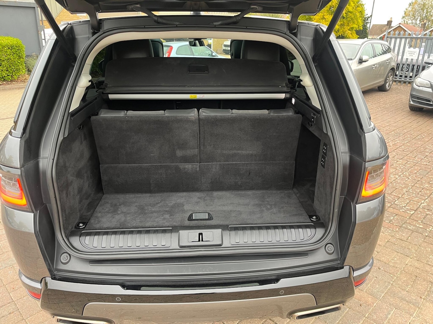 Used Land Rover Range Rover Sport 2018 for sale - 76690938: Photo 50