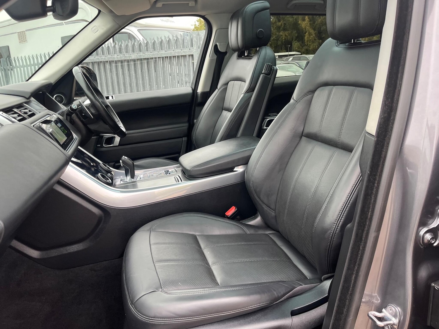 Used Land Rover Range Rover Sport 2018 for sale - 76690938: Photo 52