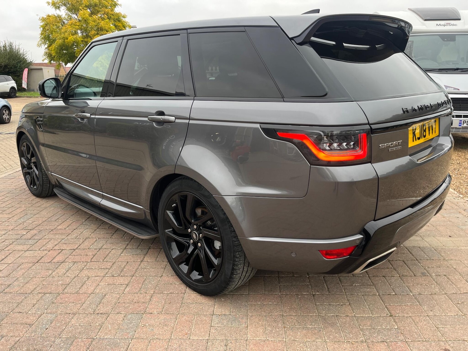 Used Land Rover Range Rover Sport 2018 for sale - 76690938: Photo 8