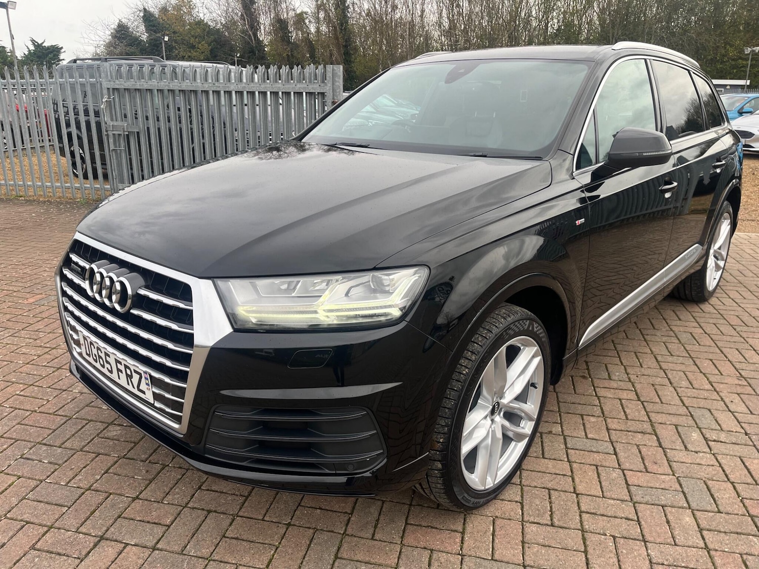 Used Audi Q7 2015 for sale - 76690946: Photo 16