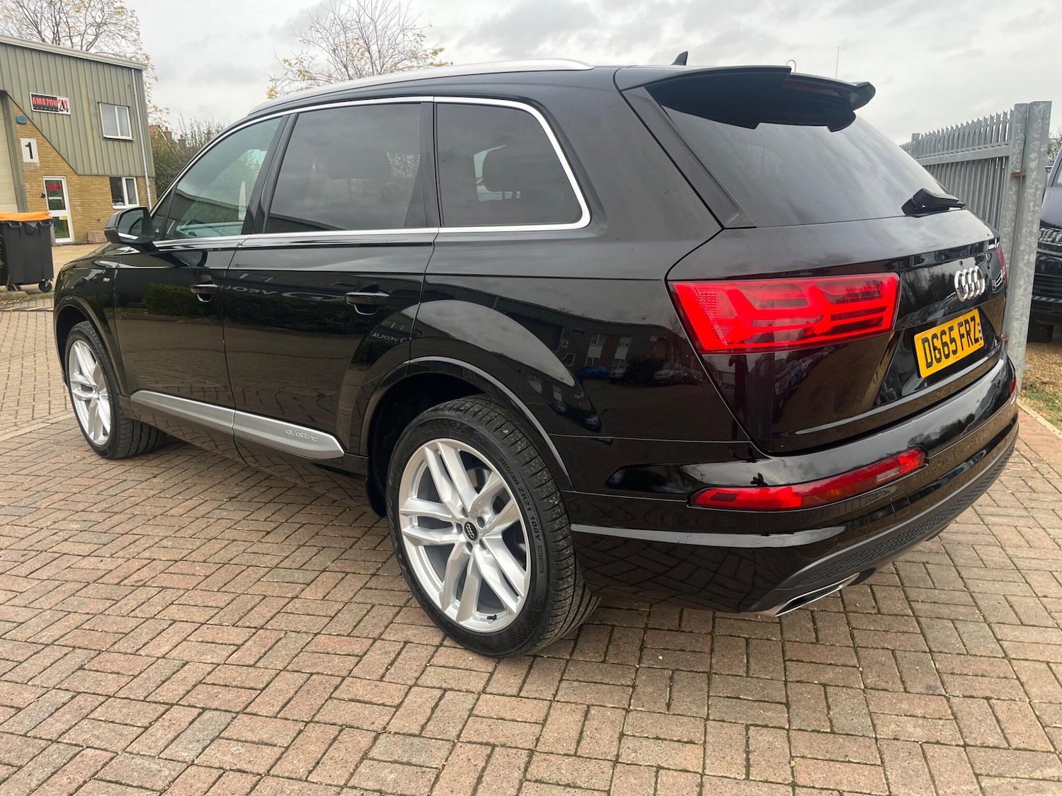 Used Audi Q7 2015 for sale - 76690946: Photo 18
