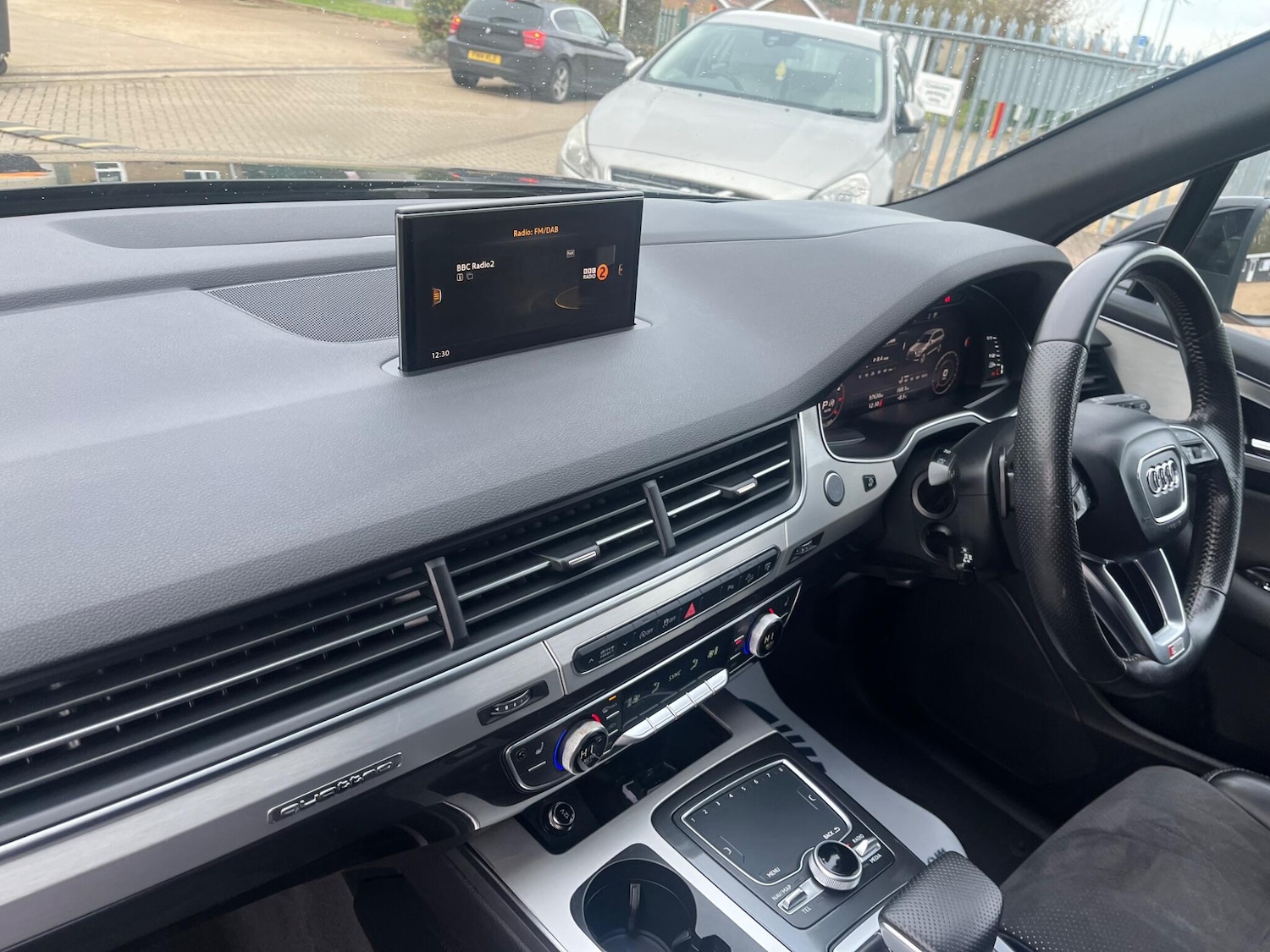 Used Audi Q7 2015 for sale - 76690946: Photo 28