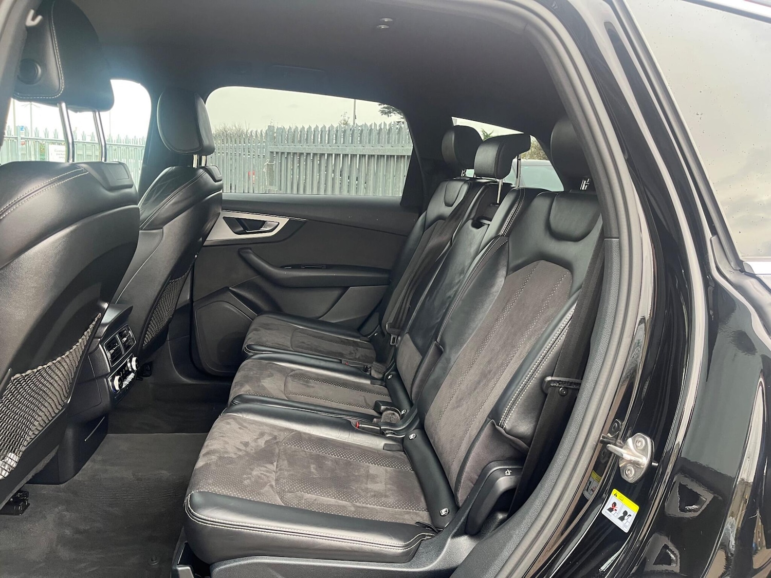 Used Audi Q7 2015 for sale - 76690946: Photo 35