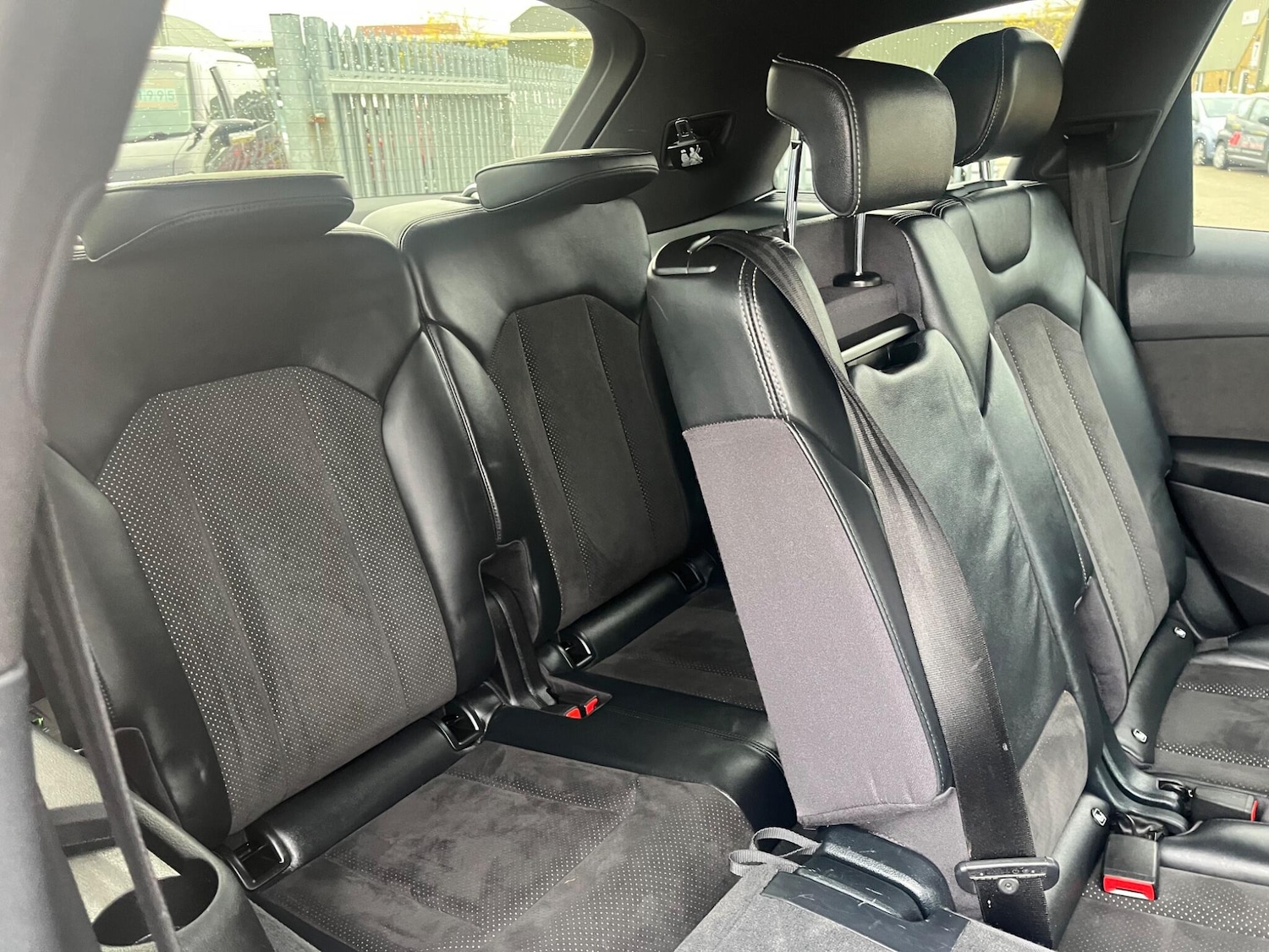 Used Audi Q7 2015 for sale - 76690946: Photo 37