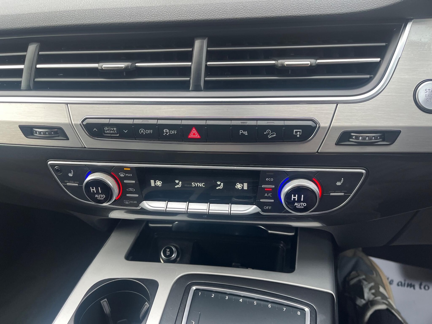 Used Audi Q7 2015 for sale - 76690946: Photo 44