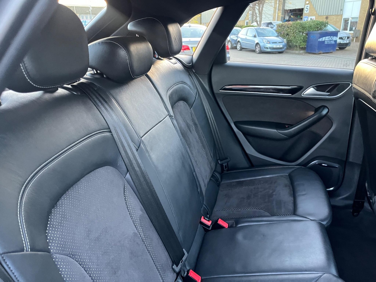 Used Audi Q3 2018 for sale - 76773512: Photo 32