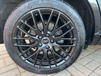 Used Audi Q3 2018 for sale - 76773512: Photo