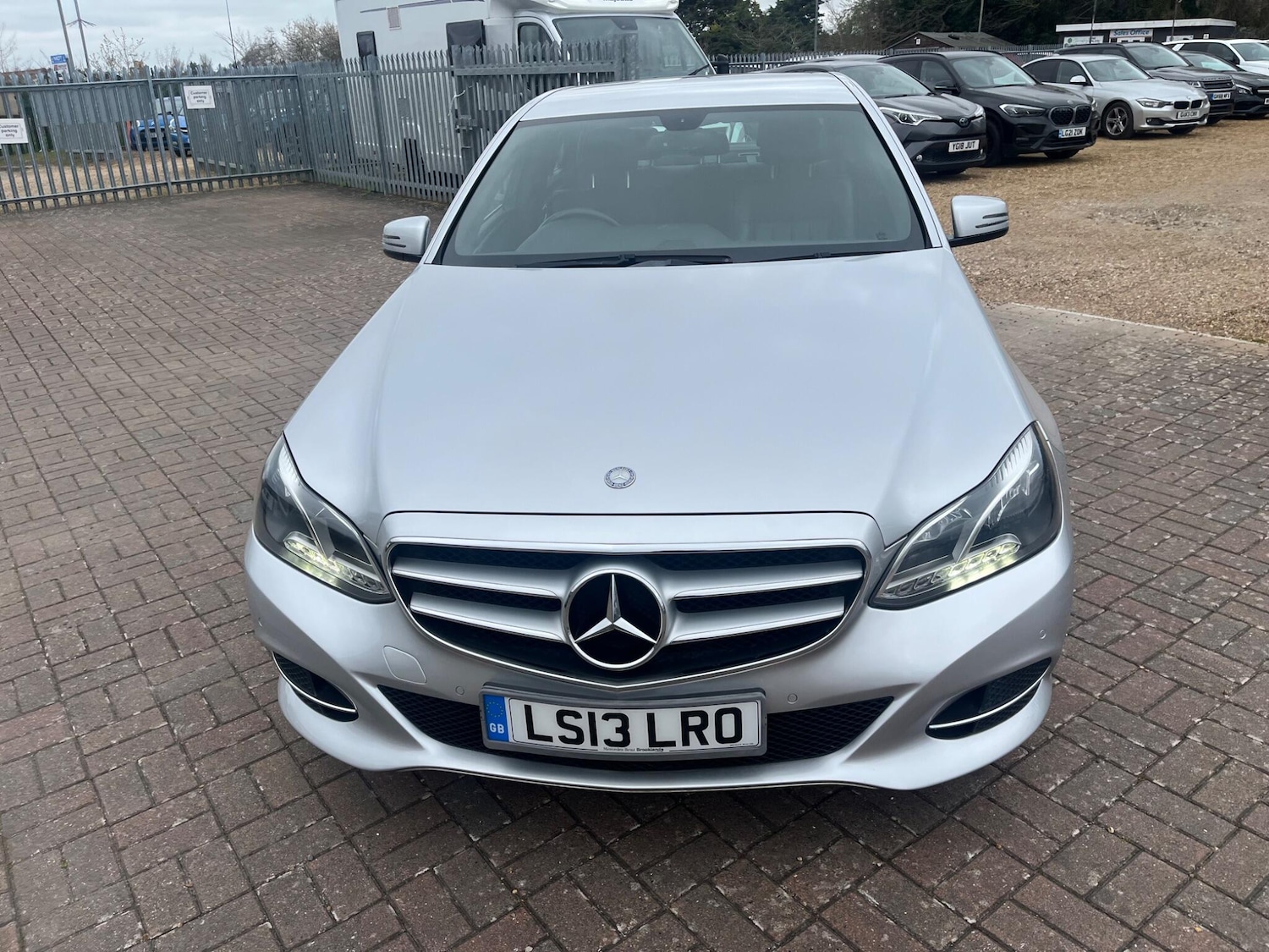 Used Mercedes-Benz E Class 2013 for sale - 78003578: Photo 2