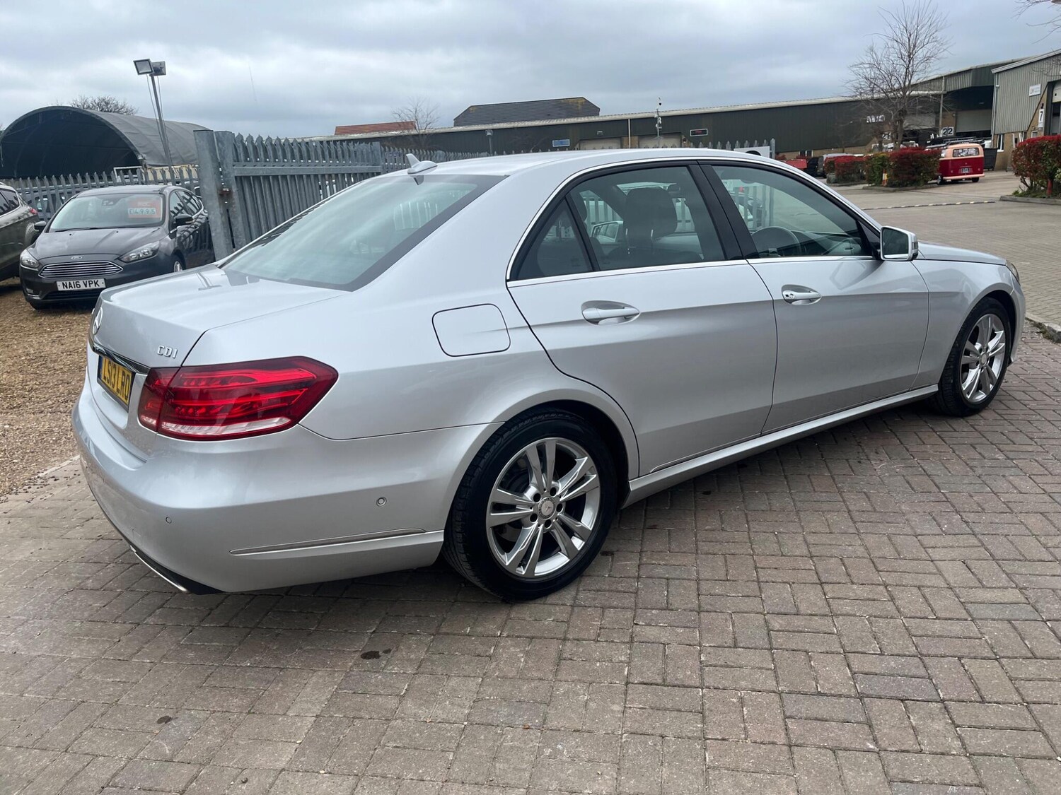 Used Mercedes-Benz E Class 2013 for sale - 78003578: Photo 21