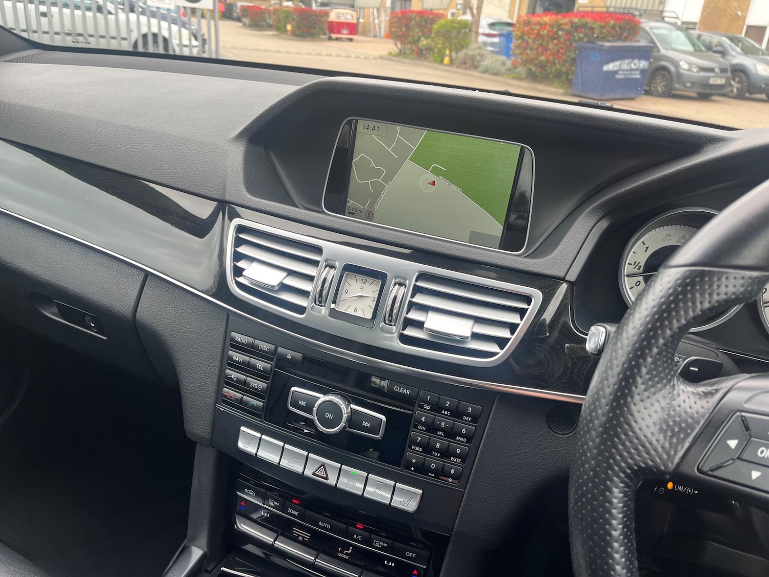 Used Mercedes-Benz E Class 2013 for sale - 78003578: Photo 37