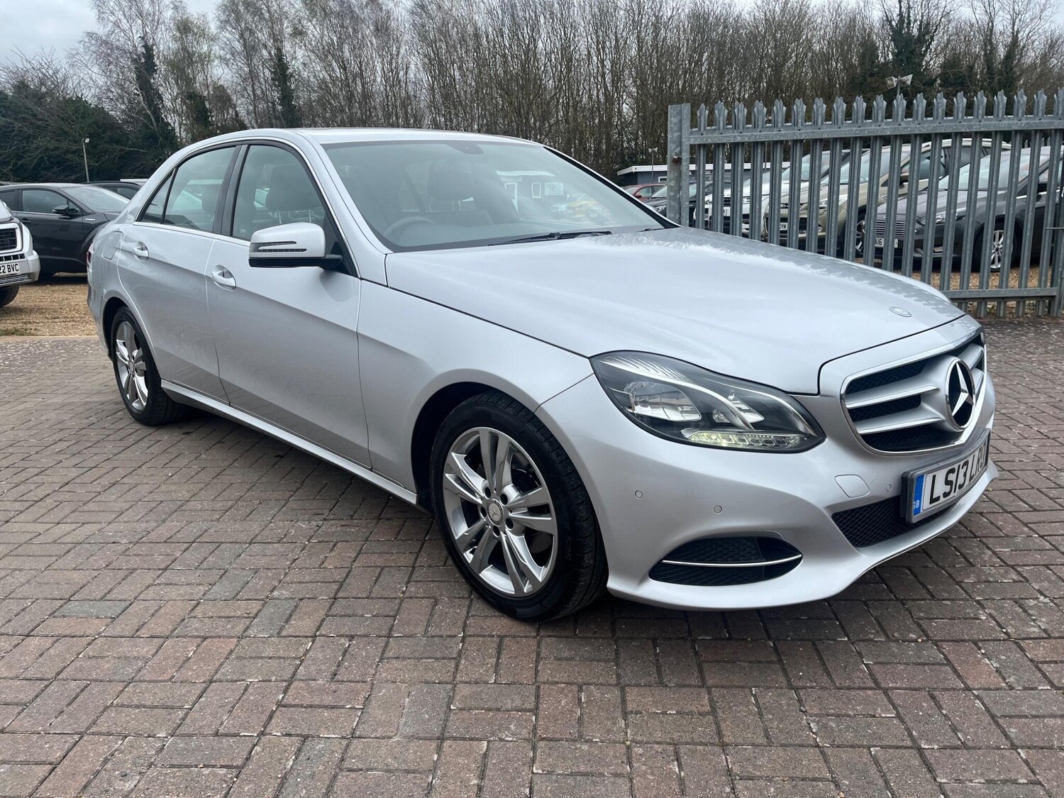 Used Mercedes-Benz E Class 2013 for sale - 78003578: Photo 5