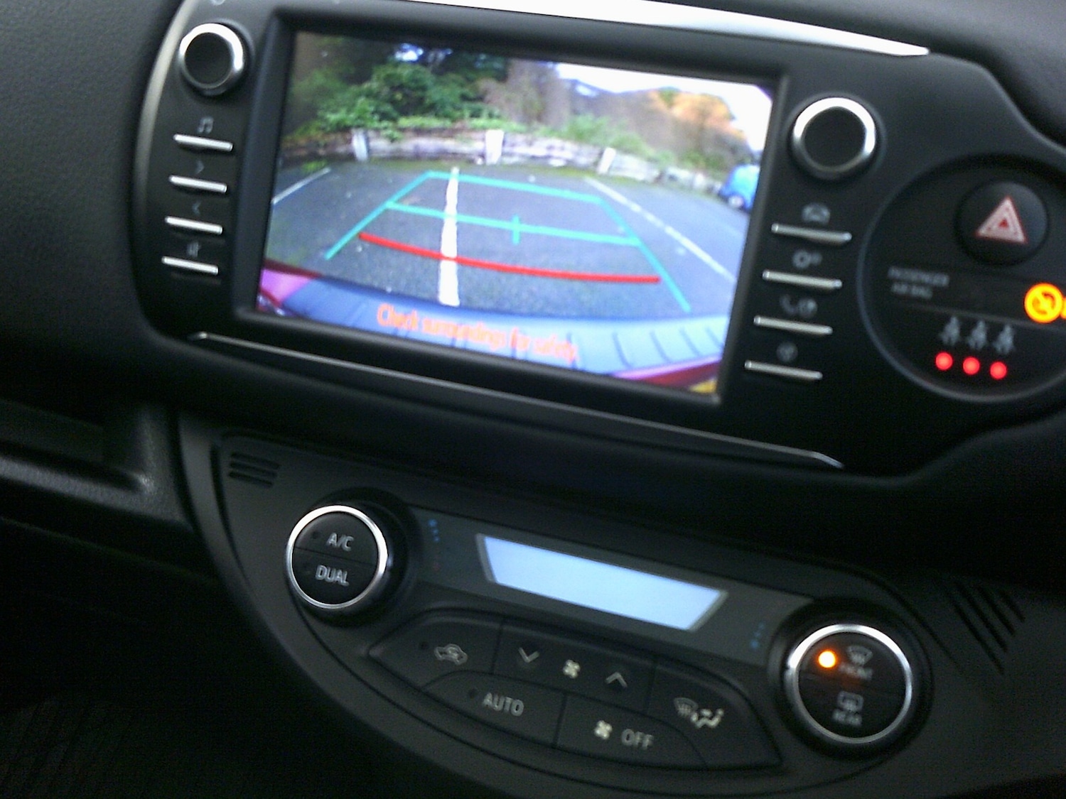 Used Toyota Yaris 2017 for sale - 77001486: Photo 9