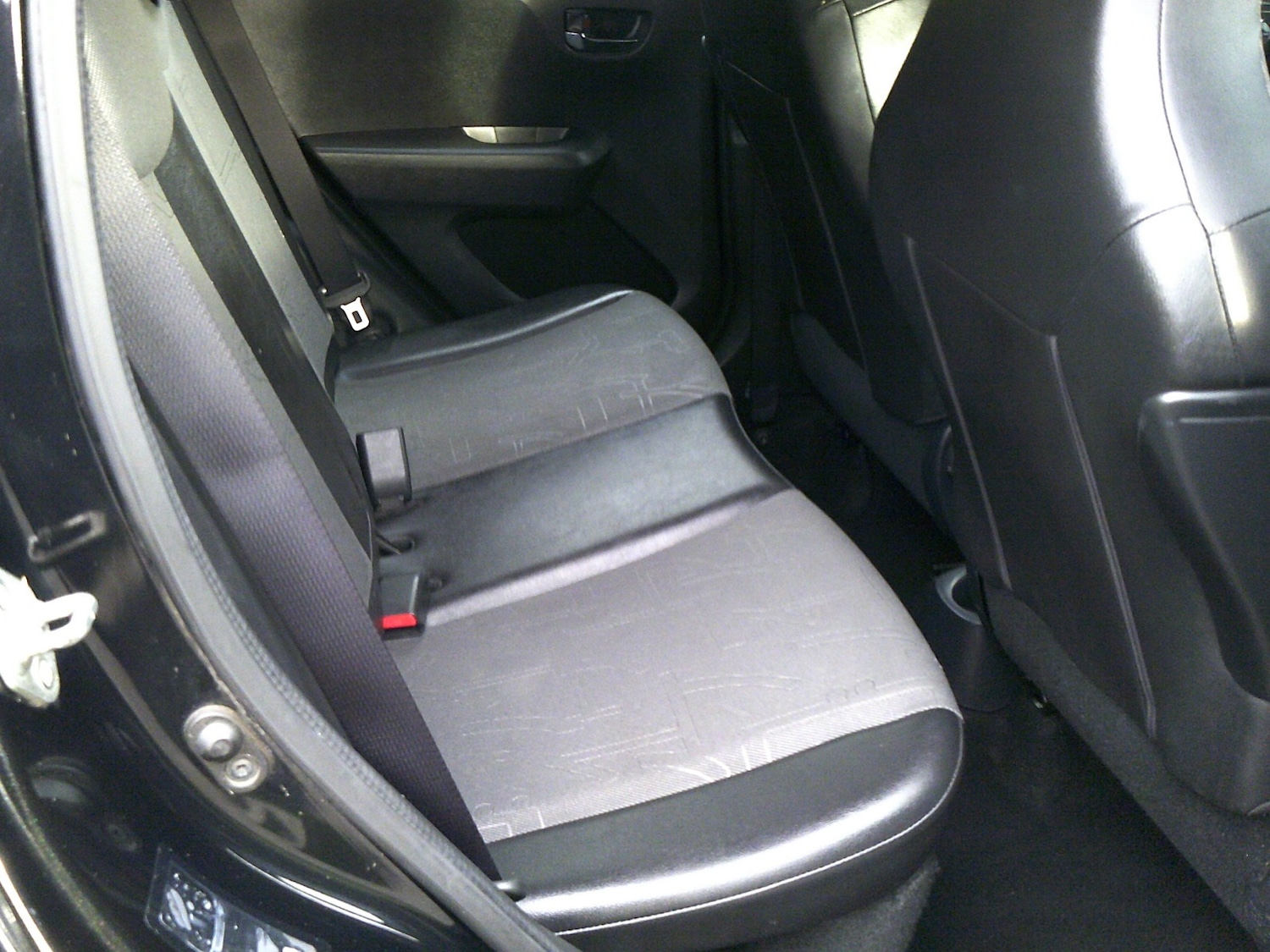 Used Toyota AYGO 2016 for sale - 77916192: Photo 6