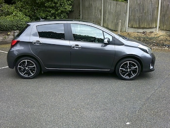 Used Toyota Yaris 2016 for sale - 78642008: Photo